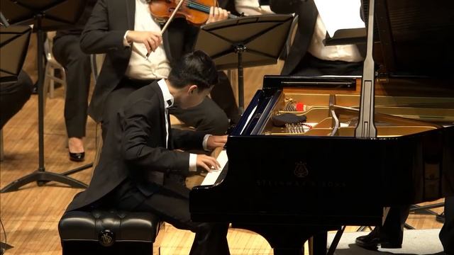 LIVE: Владимир Спиваков и «Виртуозы Москвы». Гайдн. Моцарт смотреть онлайн