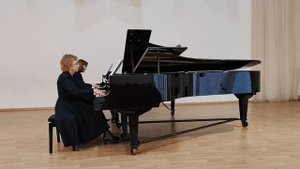 К. Гуаставино. Романс. Исполняют Марина Власова и Ирина Тюленева.