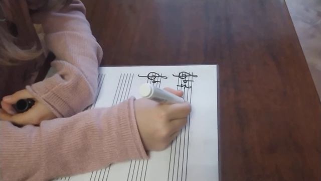 Учимся читать ноты с программой Софт Моцарт Света 10 лет