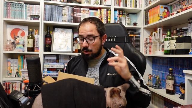 UNBOXING MANGA ENORME - NOVITA', RECUPERI, REGALI E ALTRO!