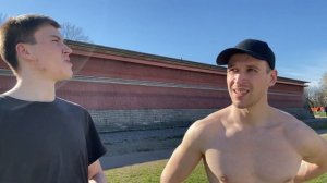 Прыгаю над ВОДНОЙ пропастью? Главное, НЕ УПАСТЬ в воду (ПАРКУР ЧЕЛЛЕНДЖ)/ Parkour Water Challenge 🇷