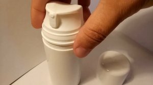 Вакуумный дозатор для крема 104 мл бочка