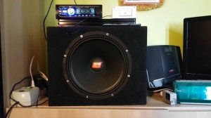 Hertz SV250.1 в коробе от сабвуфера