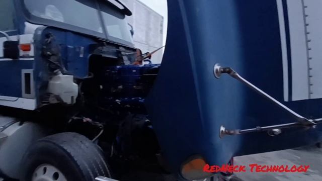 International 9400 Продолжение сборки, ТО на ML W163, Загрунтовал обвес для Вольво 670 смотреть онлайн