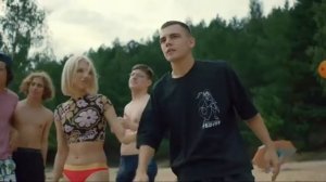 сама дура