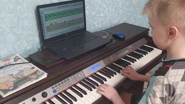 Учимся читать ноты с программой Софт Моцарт, Денис, 8 лет смотреть онлайн