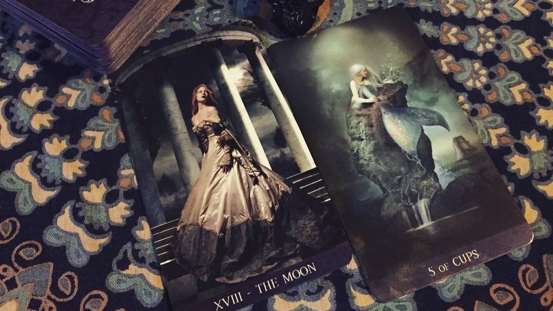 КАКИЕ ВЫ РАЗНЫЕ... ОН ХОЧЕТ ХОТЬ В МЕЧТАХ БЫТЬ КАК ТЫ! смотреть онлайн