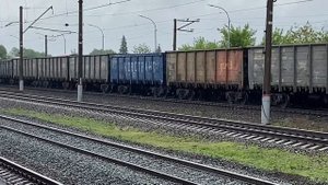 Сборник поездов на О.П Авдон 2,сплотка 2ЭС6 ,ВЛ10У и ВЛ10К с одинаковыми не настроенными свистками