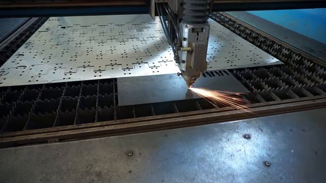 ЛАЗЕРНАЯ РЕЗКА. смотреть онлайн