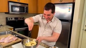 Мега Простой и Сочный Рецепт Курицы в духовке. Это самый удачный рецепт запекания курицы целиком!