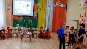 Театрализованная постановка _Муха-Цокотуха_.