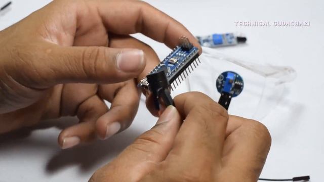 Vehicle Accident Alert System using Eye blink sensor in Telugu смотреть онлайн