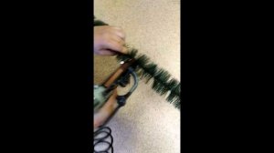 Скобообжимной инструмент для ритуальных венков