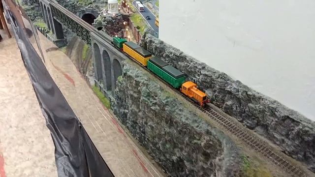 22 января 2022 г. Два ТГМ2 от Пико, со звуковыми декодерами SoundGT2, два полувагона от Eve-Model. смотреть онлайн