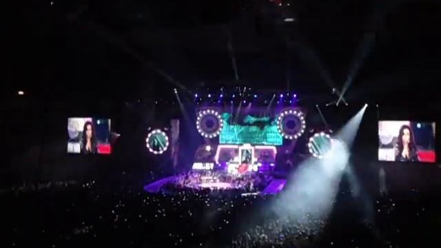 Супердискотека 90-х! Юлия Волкова (ex.Tatu) - Я сошла с ума! смотреть онлайн