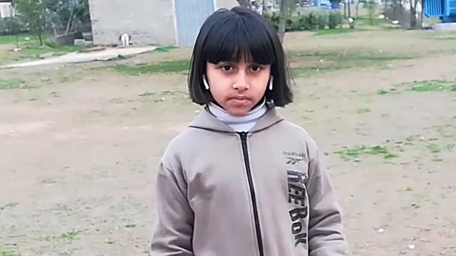 6 year old Maham, a new hunt talent and anchor, hosting a program