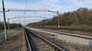 Неуправляемый железнодорожный переезд. Стрелки и поезда