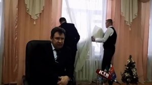 Моя семья, когда я попросил их посидеть тихо потому что провожу созвон, на котором буду продавать...