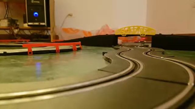 Pista Formula 1 Santi смотреть онлайн