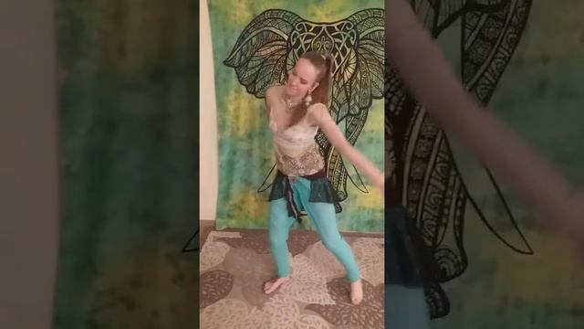 Спонтанный танец смотреть онлайн