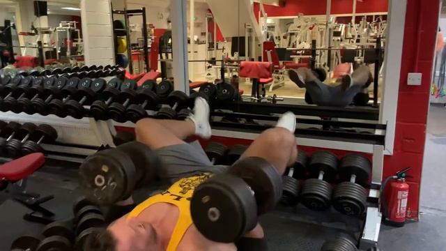 Flat DB Chest Press Drop sets 72,5kg(160pounds) & 52,5kg (115pounds) & 32,5kg (71 pounds) смотреть онлайн