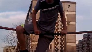 падение яиц