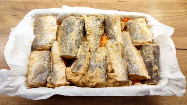 Смачна та красива страва. Запечена риба ХЕК з овочами та рисом.