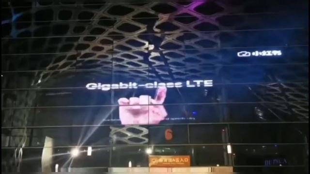 Invisible LED Film Video Display - P20, P30, P60 are available смотреть онлайн