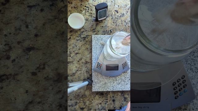 Створюємо закваску. Власна закваска з нуля. День 1 смотреть онлайн