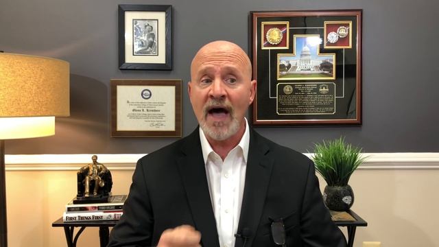 Federal Prosecutors Consider Search Warrants for Giuliani's Emails. Barr Soon Won't Be Able To Help смотреть онлайн