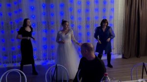 танец невесты с подружками