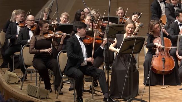 В. Спиваков и НФОР. Солисты – А. Аглатова и А. Неклюдов смотреть онлайн