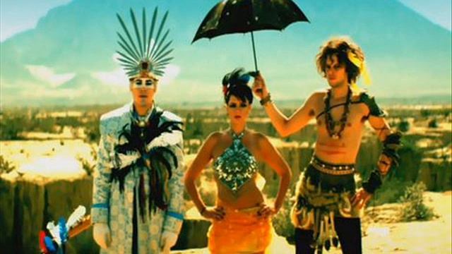 Empire of the sun-We are the people HQ смотреть онлайн