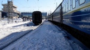 "Прибытие двух опаздывающих поездов"