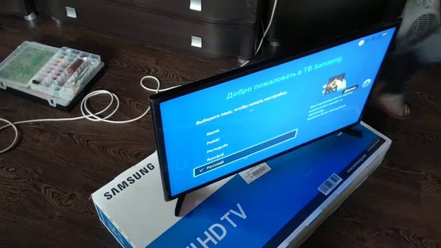 Распаковка телевизора Samsung с Батей смотреть онлайн