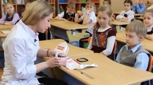 Урок зубной гигиены для детей. Главный стоматолог клиники "Веда"