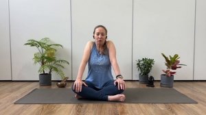 Комплекс упражнений для восстановления и поддержания энергии от студии йоги и фитнеса «Воздух».
