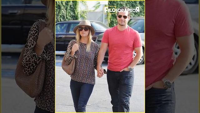 La mujer que enamoro a Henry Cavill. смотреть онлайн