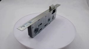 Замки дверные для туалета и ванной 25/70 мм