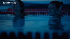 Девушек заперли в бассейне на 24 часа...