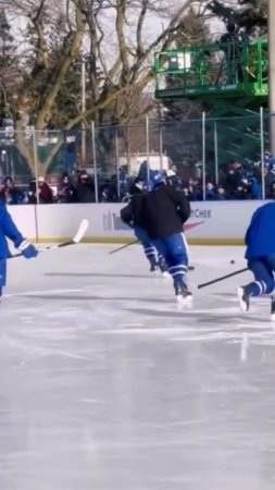 Leafs Outdoor Practice Was Pure Canadiana