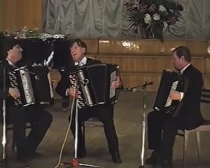 В обработке И.Я. Паницкого. «Коробейники». Уфимско-саратовское трио баянистов