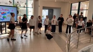 Зажги звезду песни "Малявка"