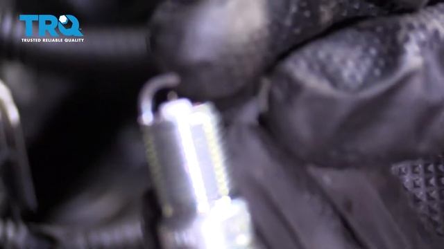 How to Replace Spark Plugs 1994-2004 Chevy S-10 смотреть онлайн