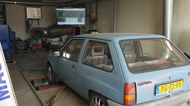 Opel Corsa A1 C20LET VEMS смотреть онлайн