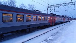 Искрящие токоприемники! Электропоезд ЭТ2-8009 на станции Сосновая поляна