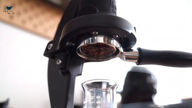 Ice Americano At Home ! How To Make ! Barista Faysal #faysalcoffeeart #americano #coffee #barista смотреть онлайн