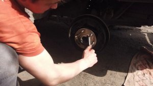 Як замінити обломану шпильку колеса? Розглядаємо на прикладі Mitsubishi L200