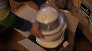 Borrowing instead of buying in Berlin - BBC News