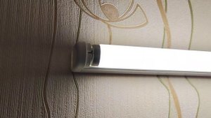 Советская люминесцентная лампочка ЛБ-20